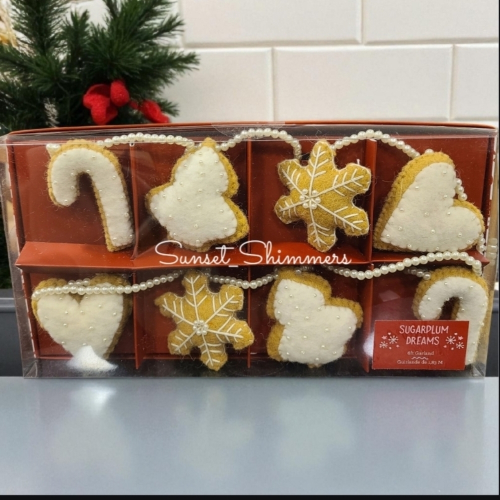 6ft Chic String of Pearls Beaded Christmas Gingerbread Cookie Garland Decor NEW